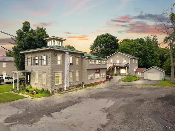 652 S Main ST, Central Square, NY 13036