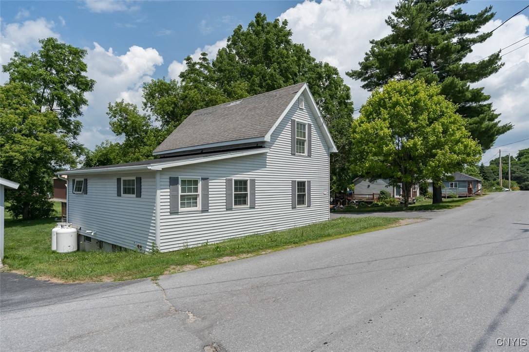 15243 Factory ST, Depauville, NY 13632