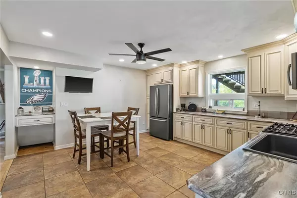 Brewerton, NY 13029,6239 Mud Mill RD