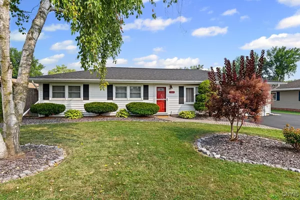 7843 Oneida TRL,  Bridgeport,  NY 13030