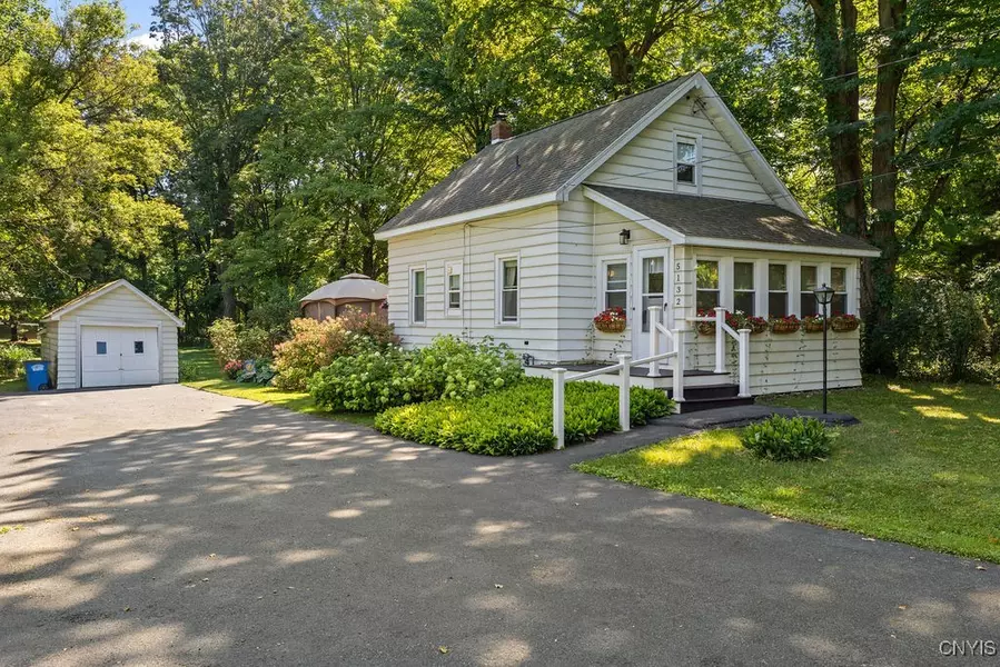 5132 Corporal Welch RD, Syracuse, NY 13215