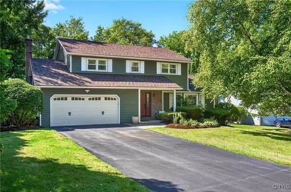 8190 Pembroke DR, Manlius, NY 13104