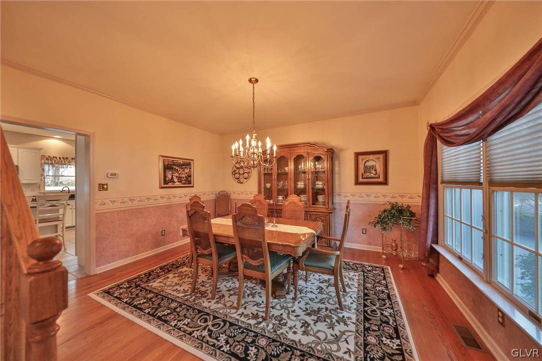 Forks Twp, PA 18040,1735 Blossom Hill RD