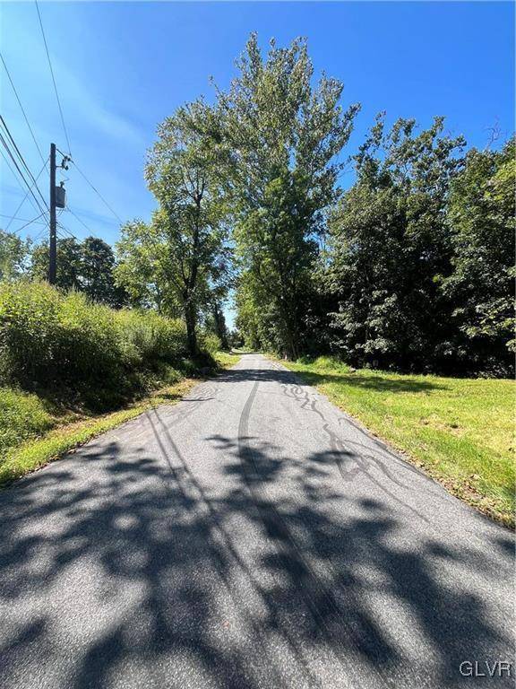 0 Tomahawk TRL, Allen Twp, PA 18067