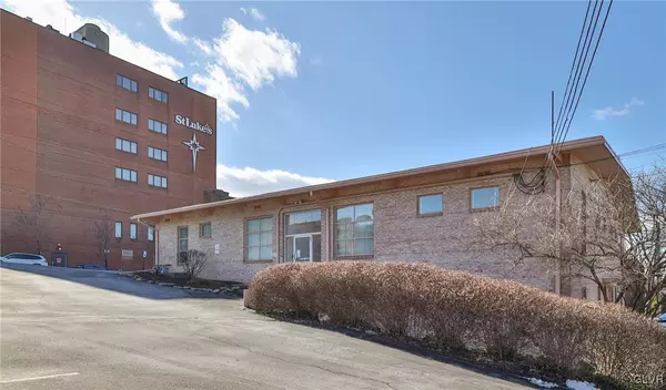 2061 Fairview AVE #C, Wilson Boro, PA 18042