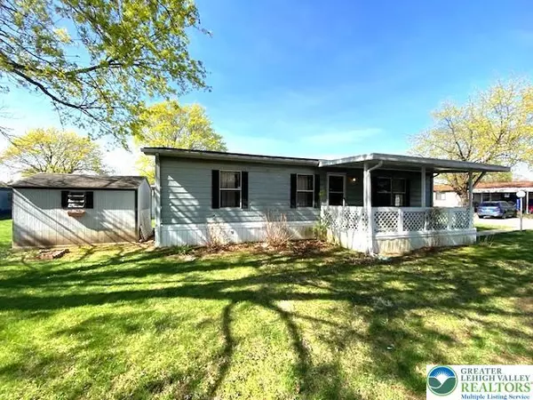 8943 Breinig Run CIR, Upper Macungie Twp, PA 18031