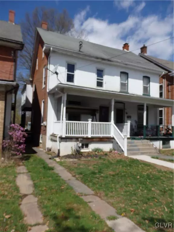 517 W 5th ST, Upper Hanover Twp, PA 18073