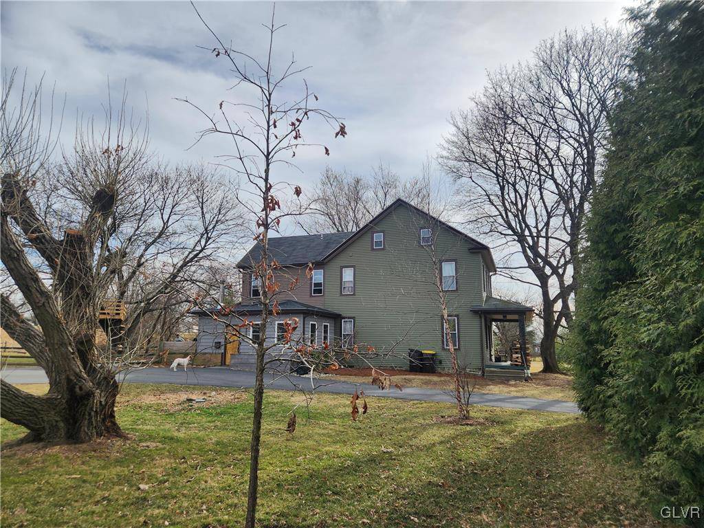 Lehigh Township, PA 18088,692 Blue Mountain DR