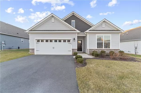7981 Schaefer Crest, Upper Macungie Twp, PA 18031