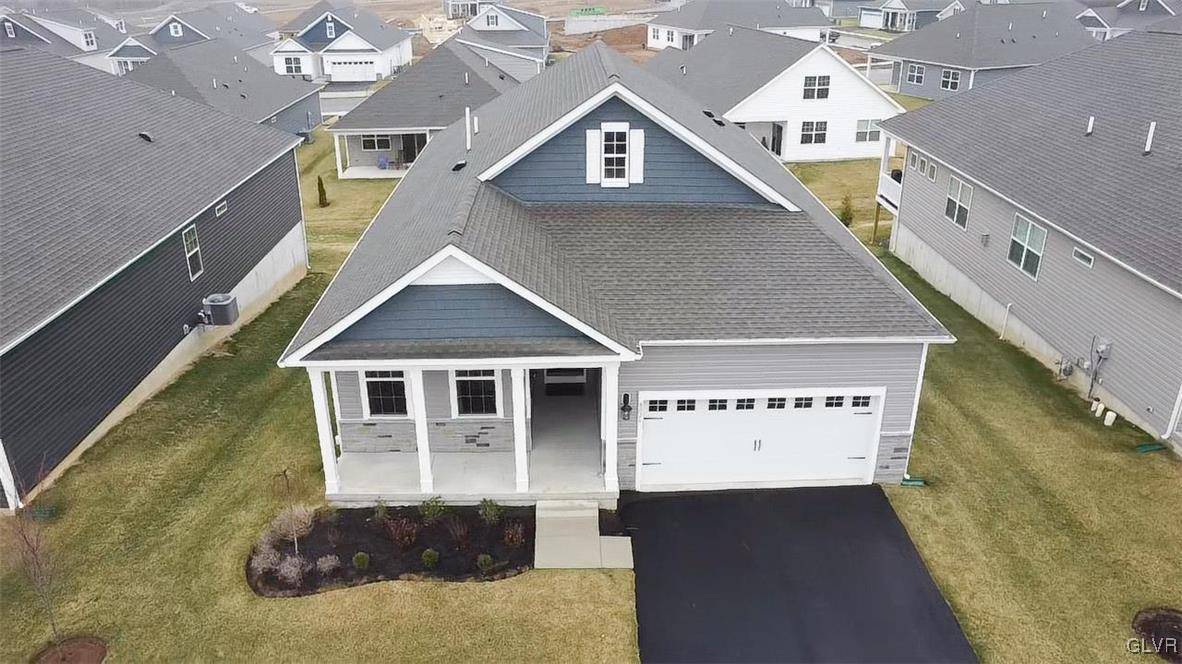 8026 August AVE, Lower Macungie Twp, PA 18031