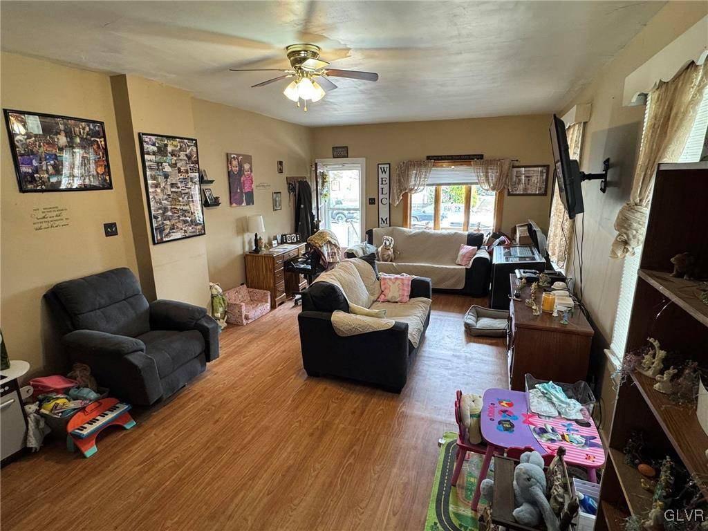 Lehighton Borough, PA 18235,336 N 5th ST