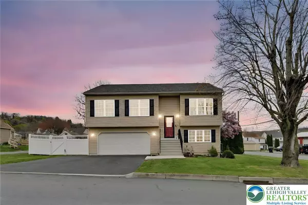 200 5th ST, Walnutport Borough, PA 18088