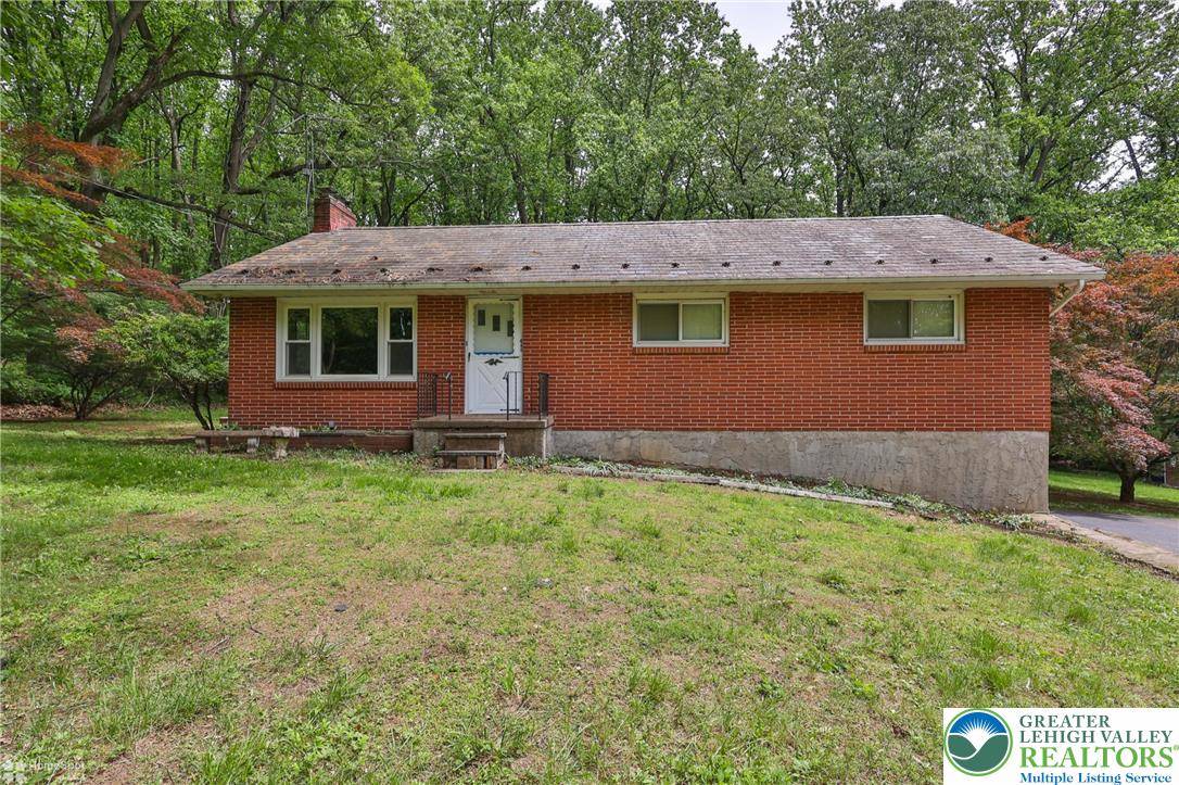 480 Spring Valley RD, Williams Twp, PA 18042