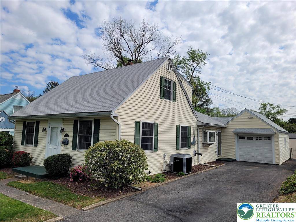 495 Willow RD, Hellertown Boro, PA 18055