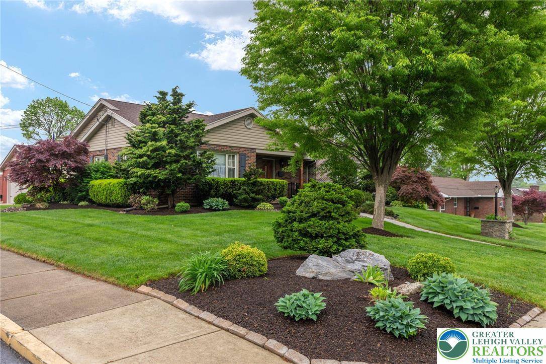 Catasauqua Borough, PA 18032,902 Bridge ST