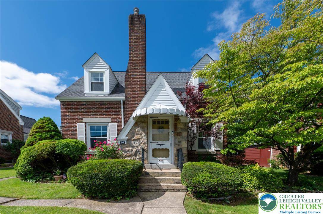 550 N 2nd ST, Emmaus Boro, PA 18049