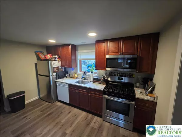 Roseto Borough, PA 18013,701 Garibaldi AVE