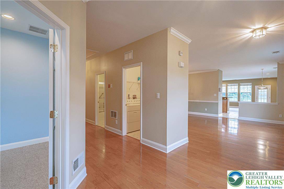 Lower Macungie Twp, PA 18062,2102 Four Seasons BLVD