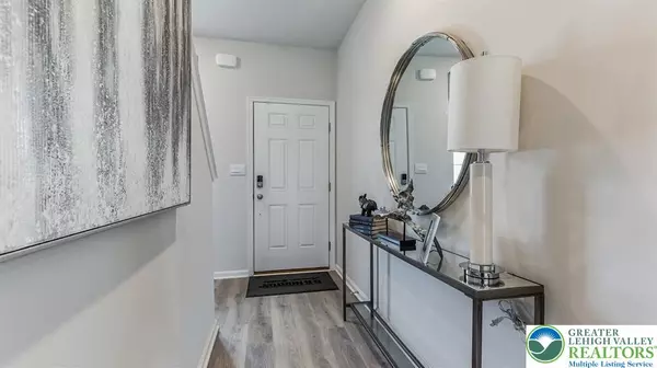 Upper Macungie Twp, PA 18031,1227 Susan CIR