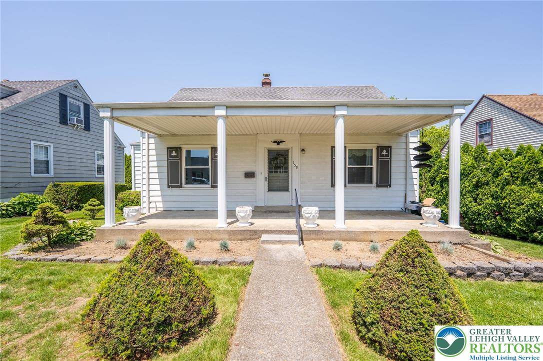 159 Greenleaf ST, Emmaus Boro, PA 18049