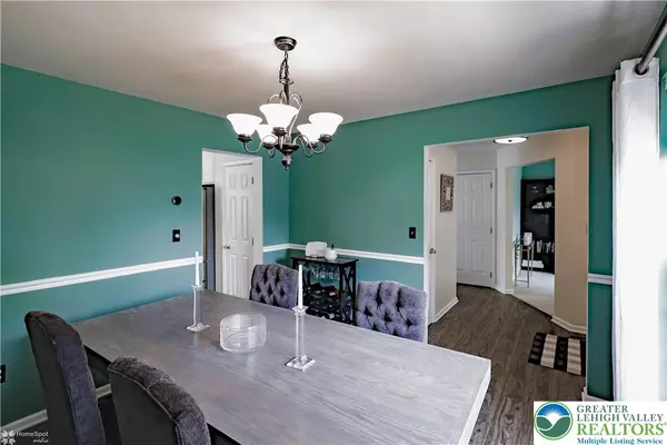 Bethlehem City, PA 18017,4809 Janet LN