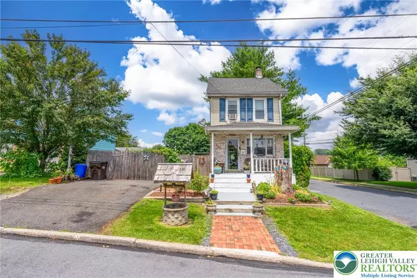 801 Karoly ST, Freemansburg Boro, PA 18017