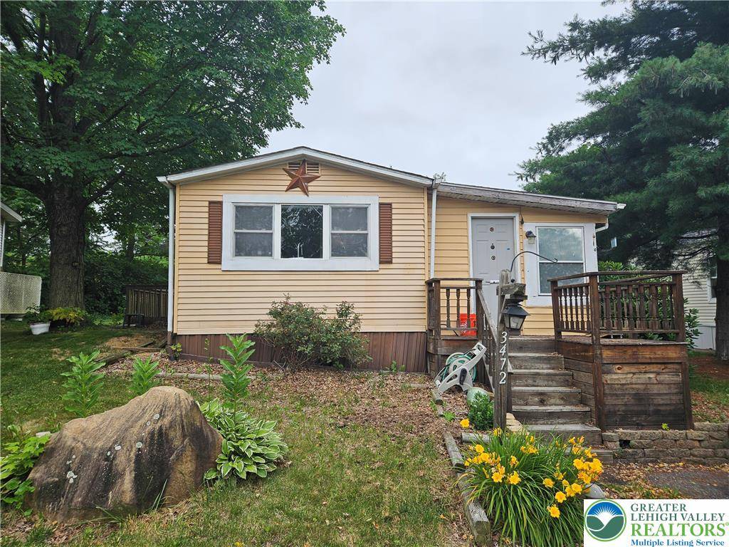 3472 Wolf Pack DR #19, North Whitehall Twp, PA 18069