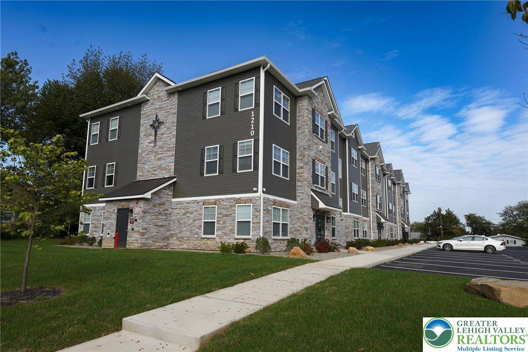 Bethlehem City, PA 18018,1210 Eaton AVE #304