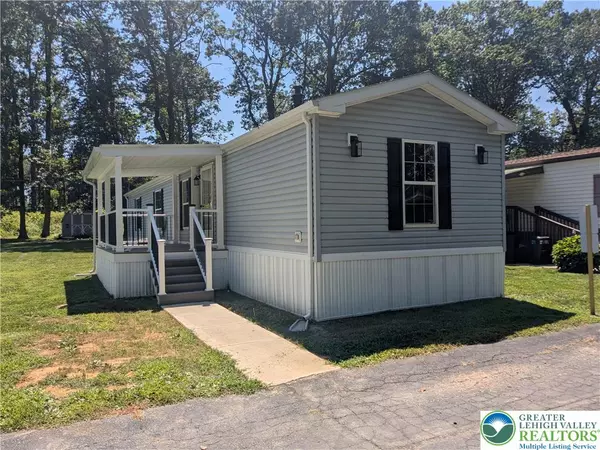 8220 Airport #22, East Allen Twp, PA 18014