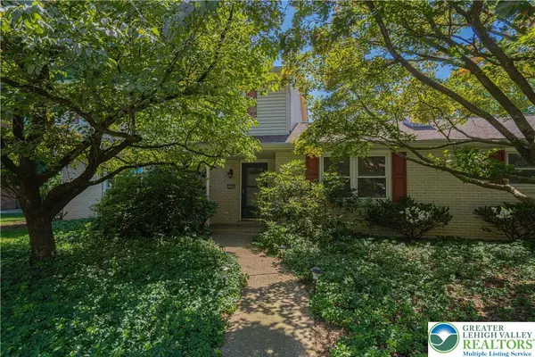 2740 Andrea DR, Salisbury Twp, PA 18103