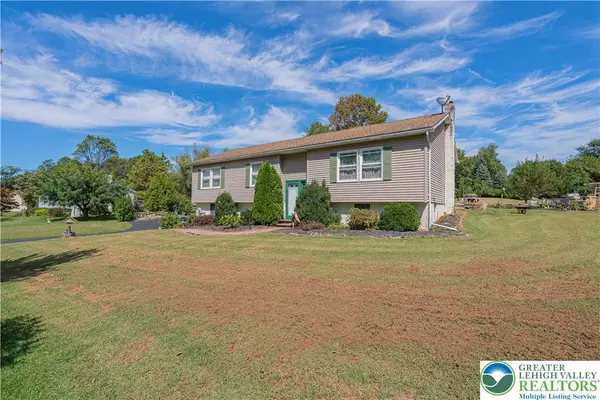 119 N Hills RD, Douglass Twp, PA 19504