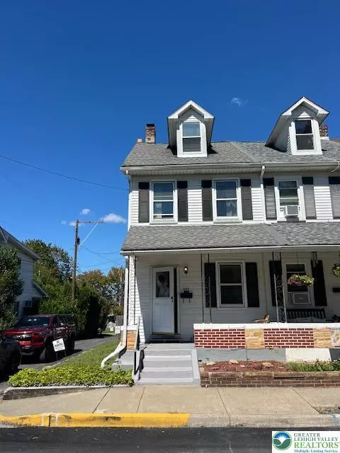 653 Furnace ST, Emmaus Boro, PA 18049