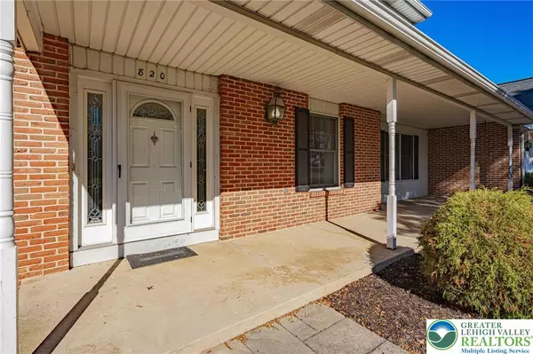 Bethlehem City, PA 18017,820 Yorkshire RD