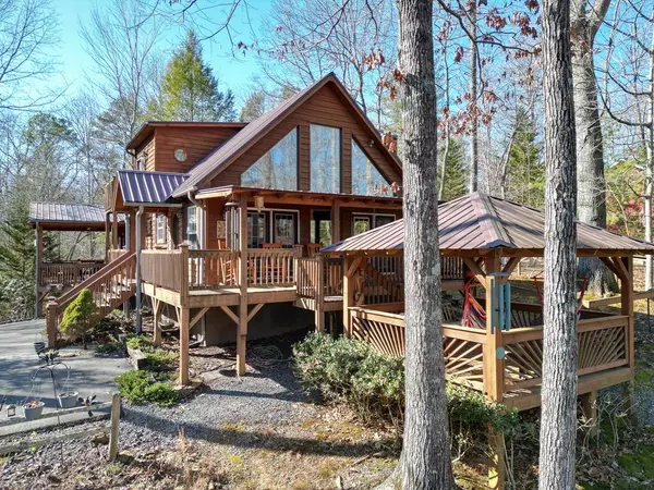 Murphy, NC 28906,58 Crooked Lane