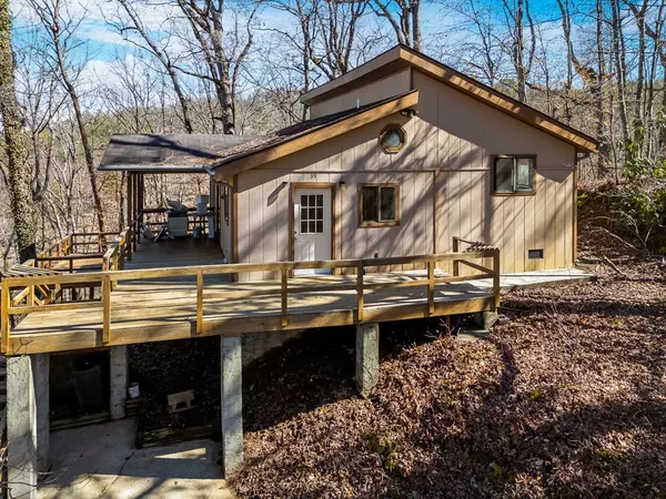 Murphy, NC 28906,35 Van Horn St.