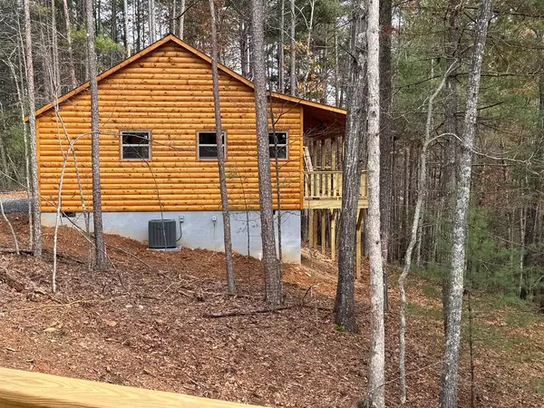 49 Noelles Pass, Murphy, NC 28906