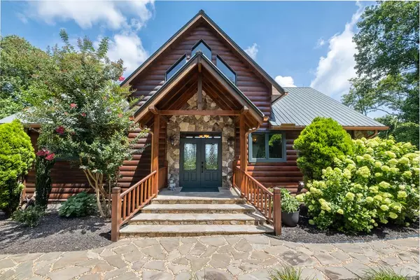 Murphy, NC 28906,915 Wilderness Creek Way