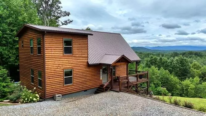 739 Carolina Fox Circle, Murphy, NC 28904