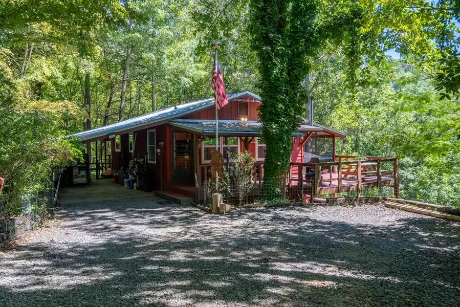 158 Mountain Stream Rd, Murphy, NC 28906