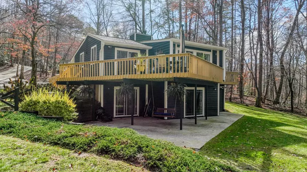 3301 Ellington Rd, Hayesville, NC 28904