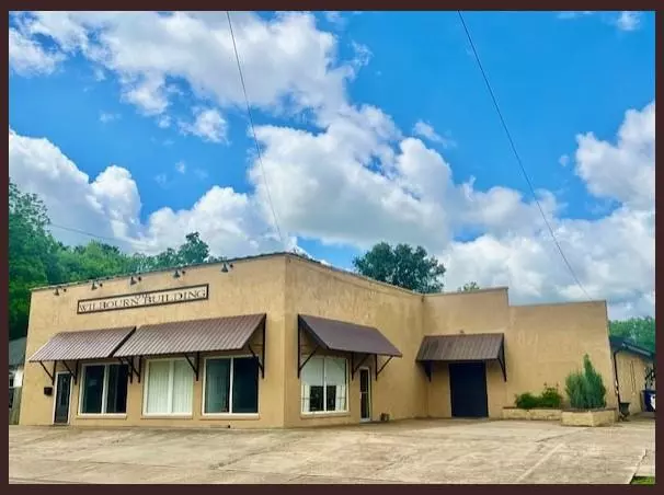 106 Court Street, Batesville, MS 38606