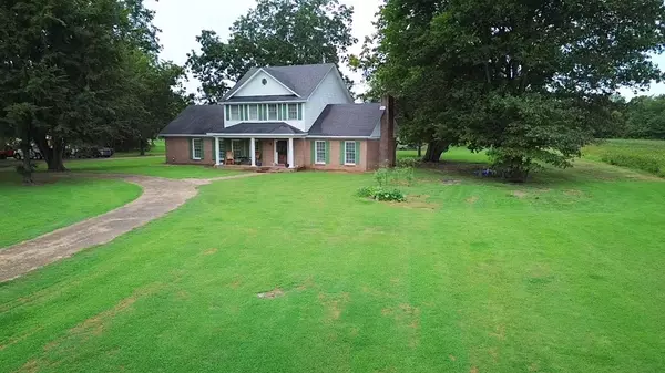 Marks, MS 38643,8925 Charley Pride Hwy S