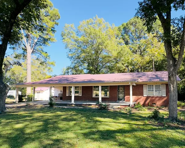 Calhoun City, MS 38916,308 N. Main St