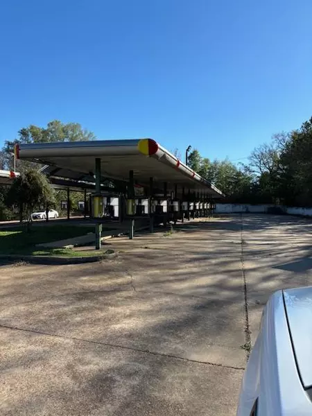 525 East Lee Street, Sardis, MS 38666