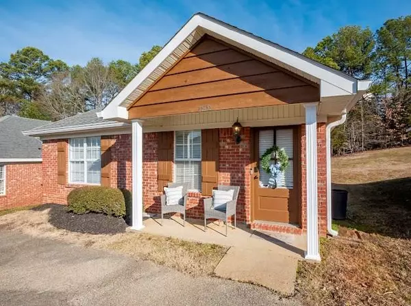 122 Pr 3089, Oxford, MS 38655