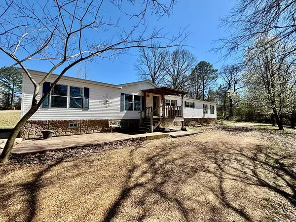 Water Valley, MS 38965,222 County Road 102