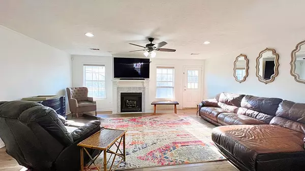 Grenada, MS 38901,925 Sycamore St