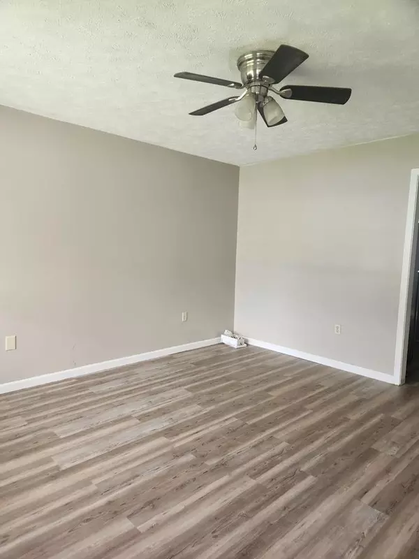 Other, MS 38670,295 Brown Avenue