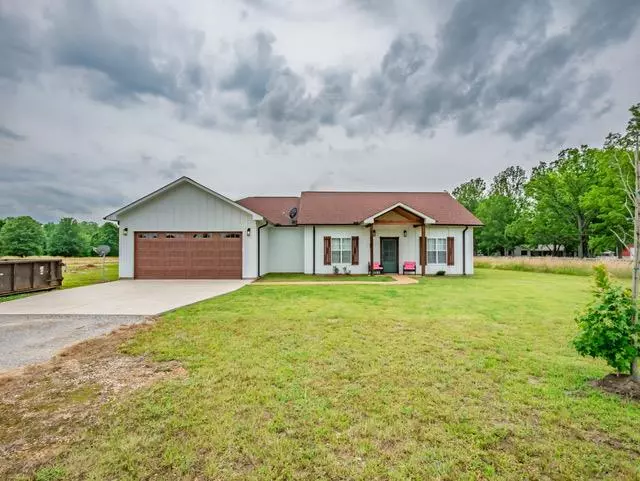 225 Parker Road, Pope, MS 38658