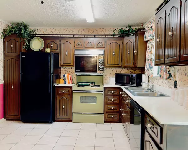 Bruce, MS 38915,403 N. Pontotoc